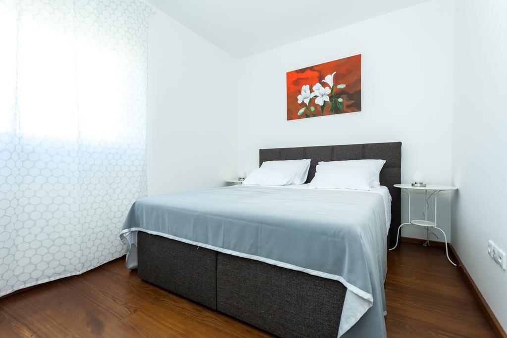 Deluxe Neli Apartments Zadar Buitenkant foto